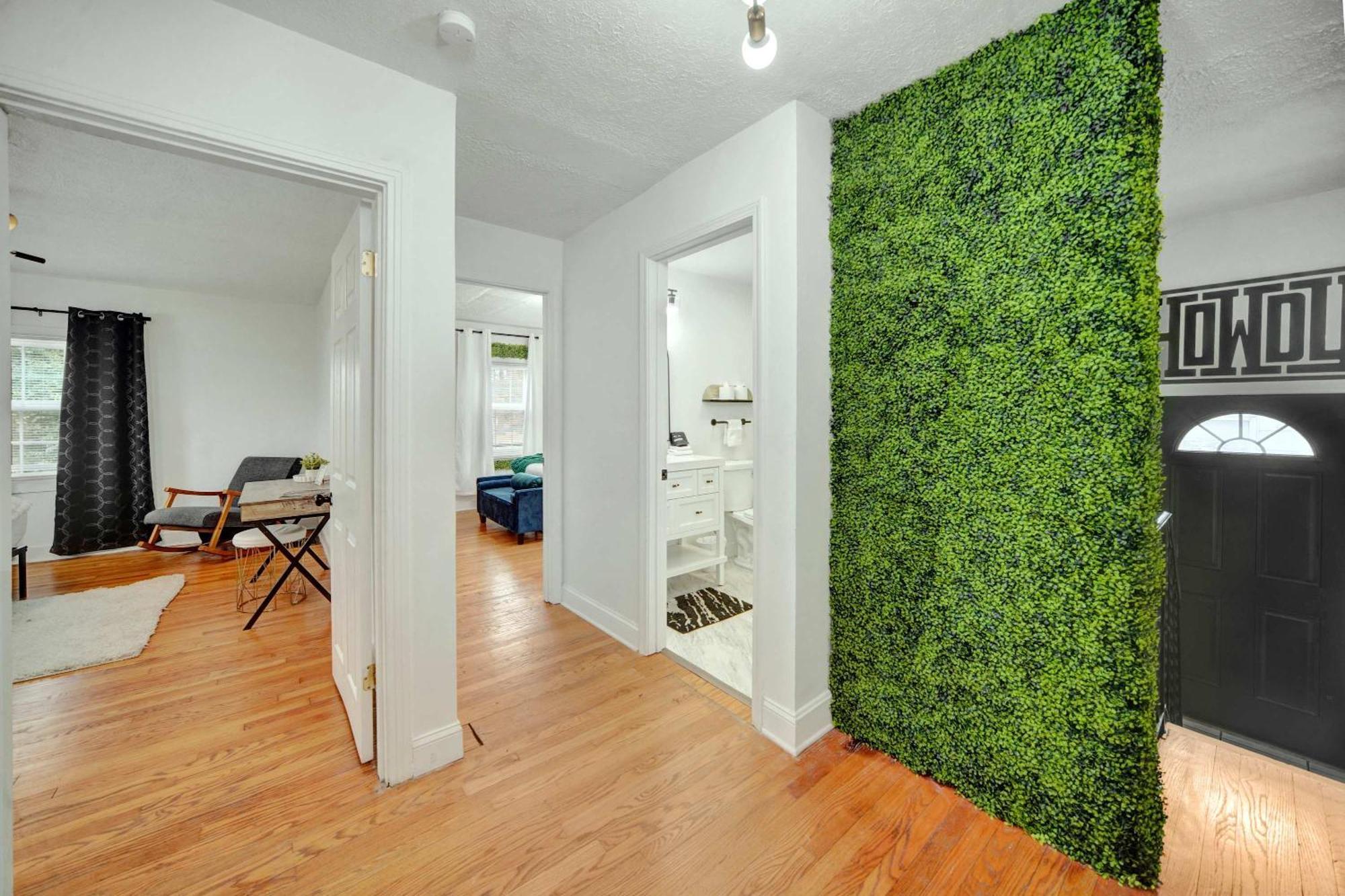 Apartment Modern With Parking & Prime Location