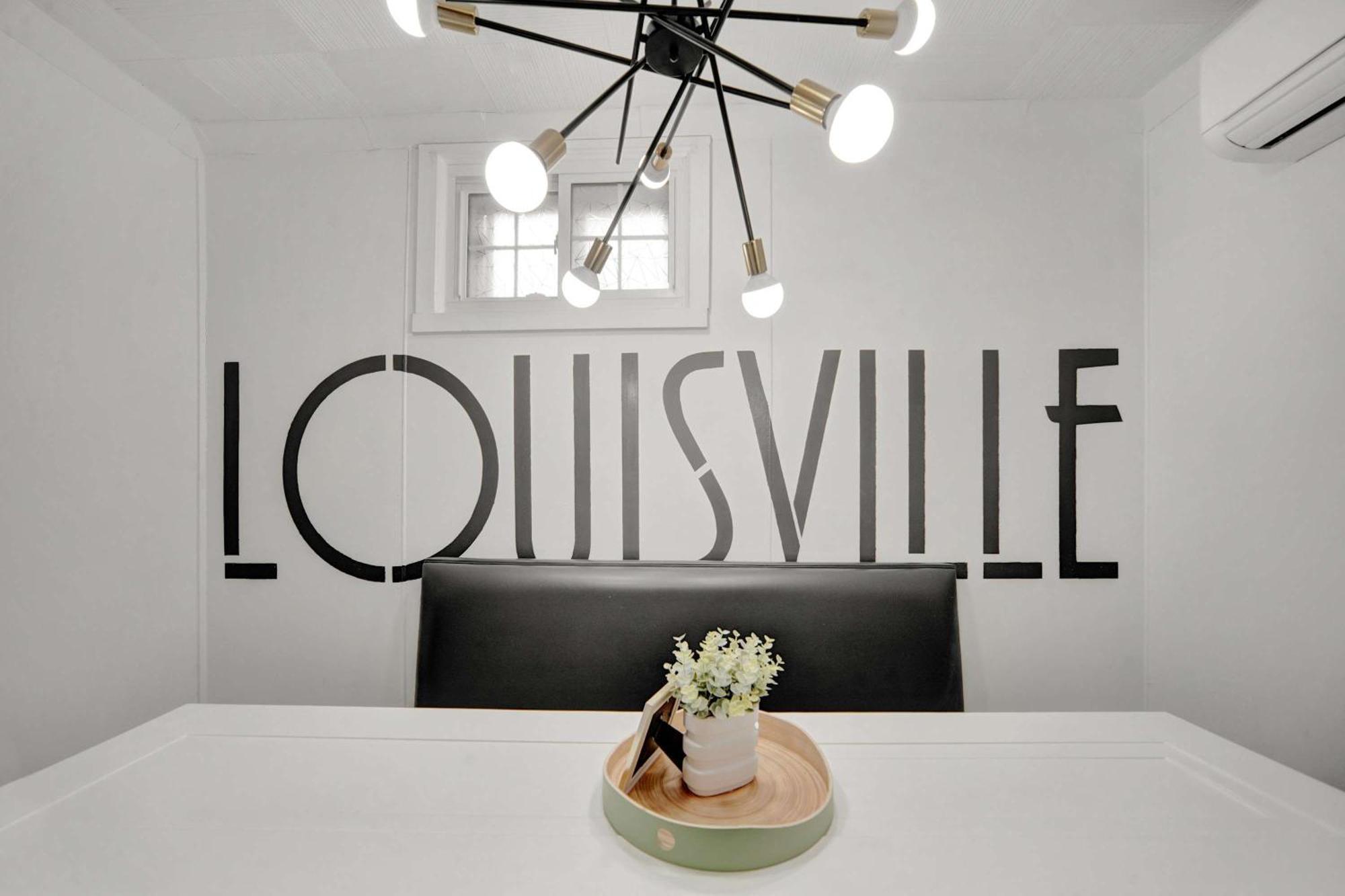 Modern With Parking & Prime Location Louisville